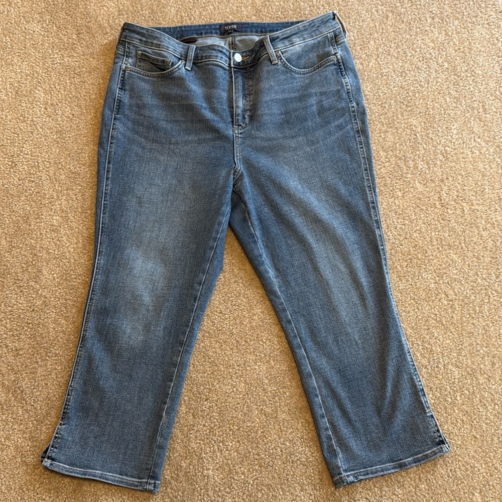 NYDJ Marilyn Straight Denim Capris Size 14